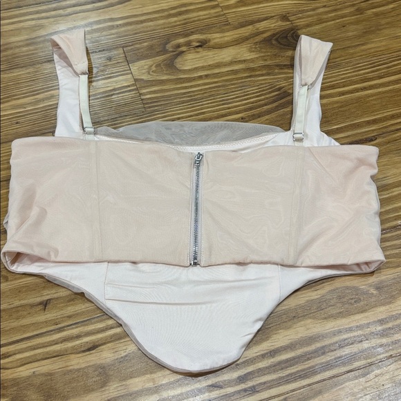 Oh Polly US Size US Tan Colored Top - Picture 3 of 4